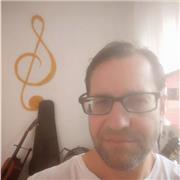 Aulas de Violão, Guitarra, Baixo, Cavaquinho e Viola Caipira